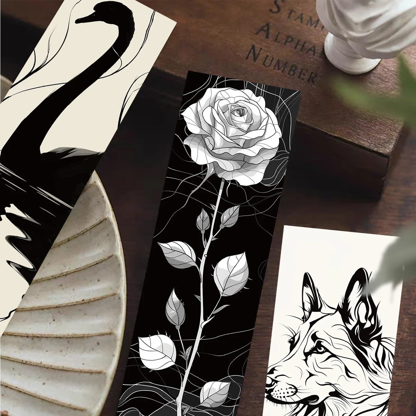30pcs Minimalist Line Black and White Bookmarks