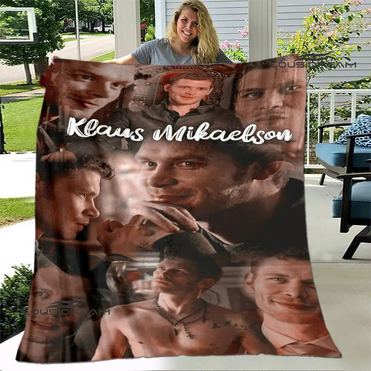 The Vampire Diaries Klaus Mikaelson Blankets