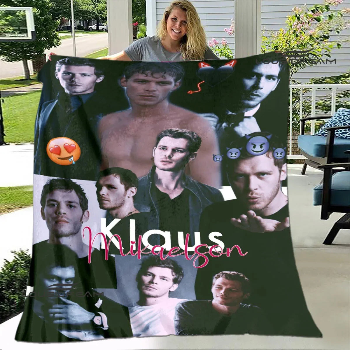 The Vampire Diaries Klaus Mikaelson Blankets