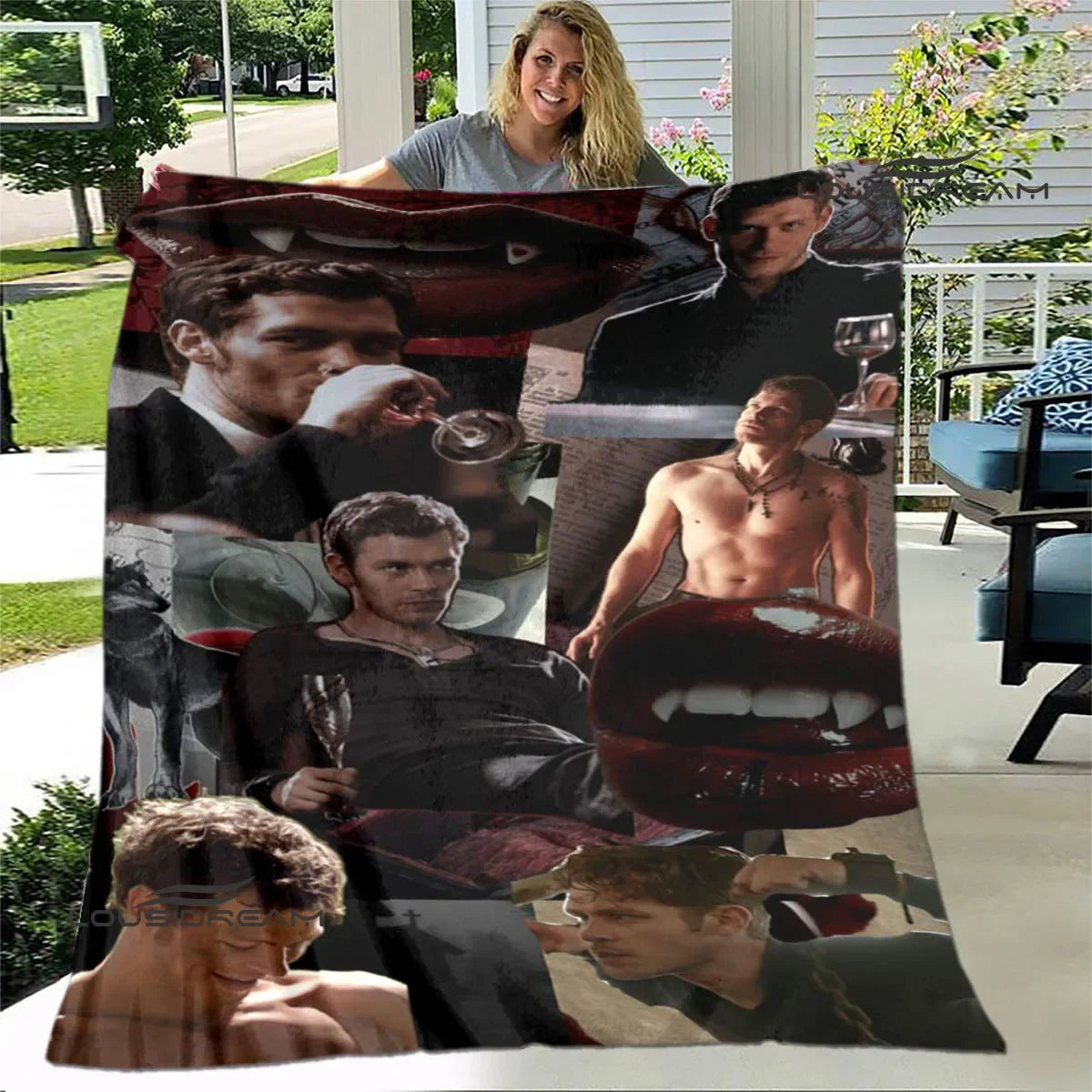 The Vampire Diaries Klaus Mikaelson Blankets