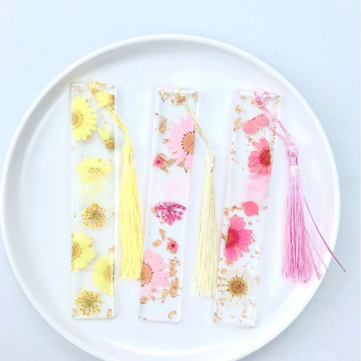 Pressed Flower Resin Tassel Bookmarks