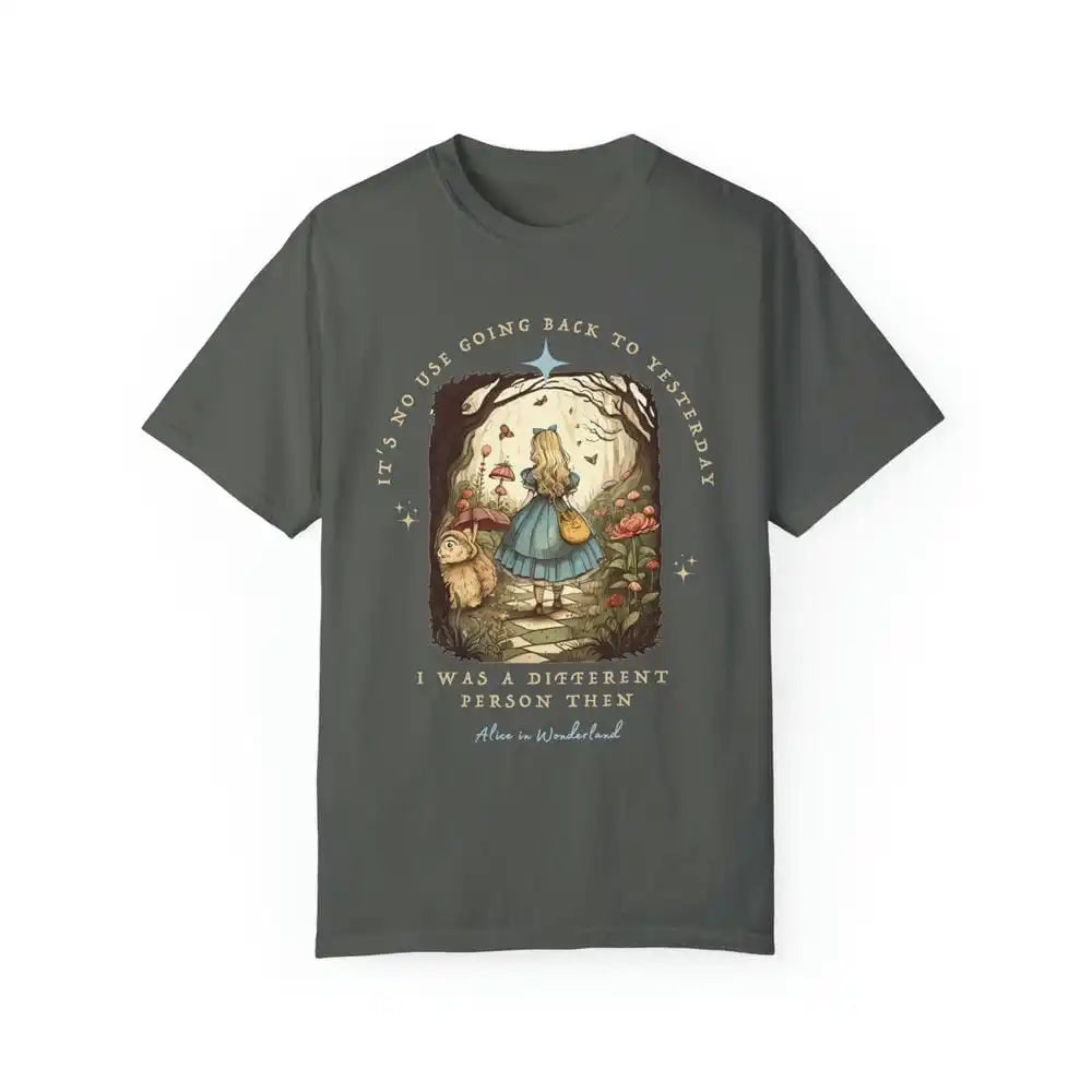 Disney Alice In Wonderland Vintage Short Sleeve Top