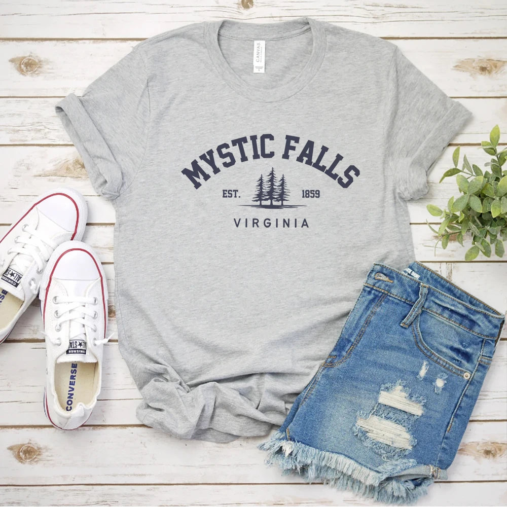Camiseta de manga corta de The Vampire Diaries Mystic Falls Virginia
