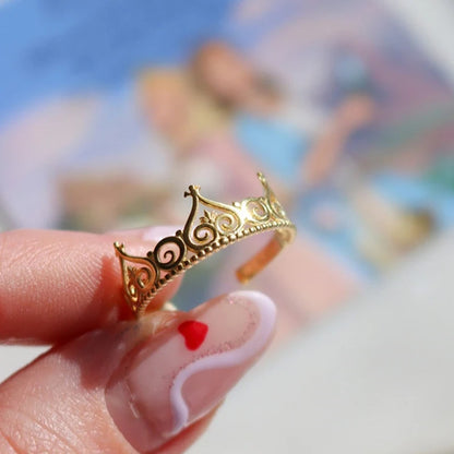 Barbie as the Princess and the Pauper Crown Ring