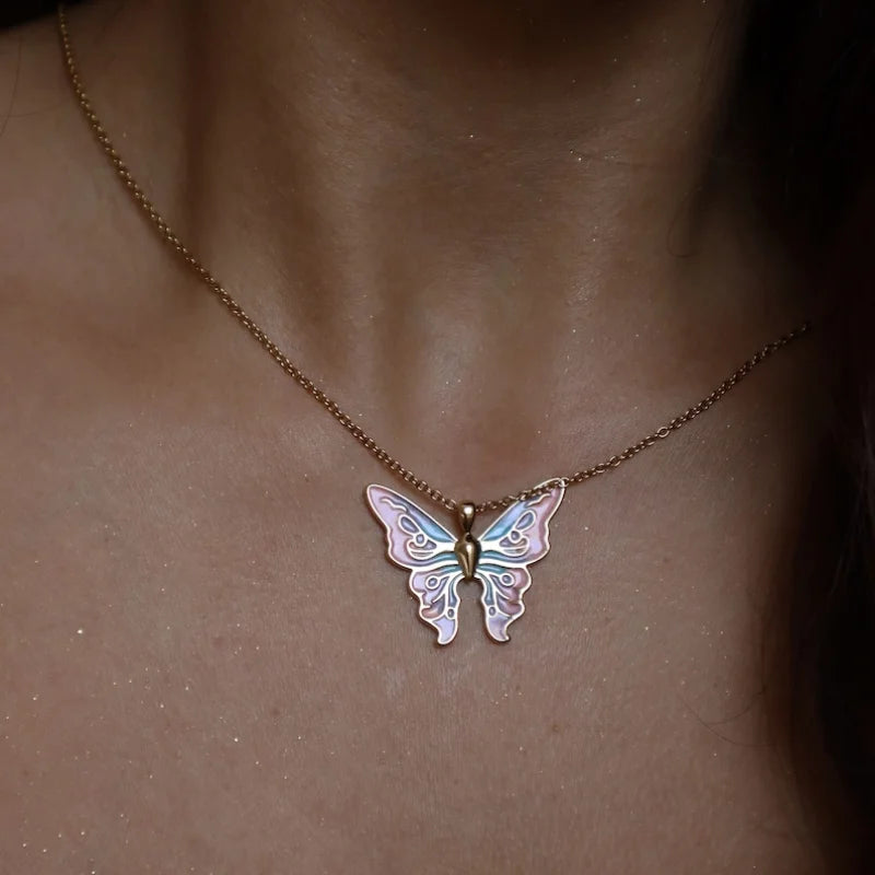 Barbie Fairytopia Magic of the Rainbow Butterfly Necklace