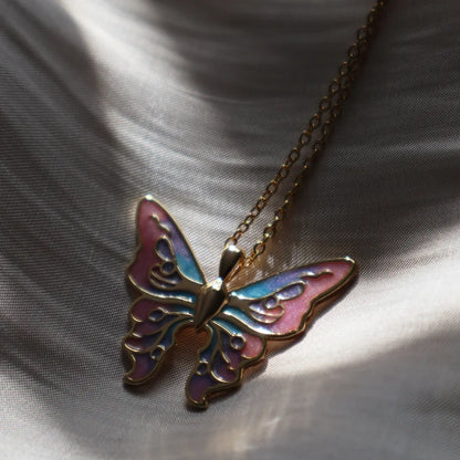 Barbie Fairytopia Magic of the Rainbow Butterfly Necklace