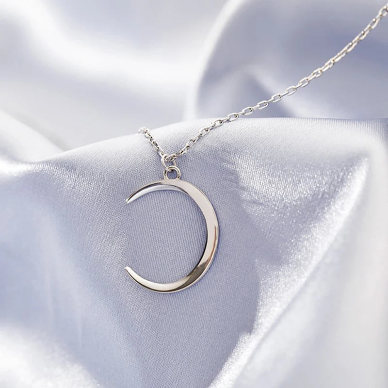 Crescent City Crescent Moon Clavicle Chain Necklace